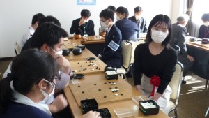 女流棋士による指導対局の様子